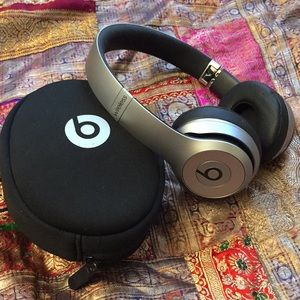 NWOT Beats Wireless